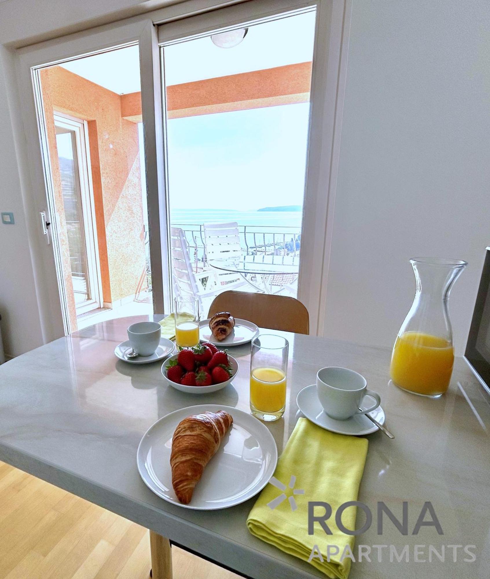 Rona Spacious Apartment With A Panoramic View Ičići Εξωτερικό φωτογραφία