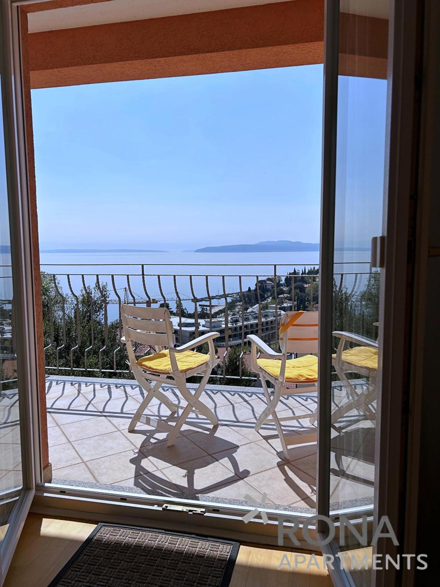 Rona Spacious Apartment With A Panoramic View Ičići Εξωτερικό φωτογραφία